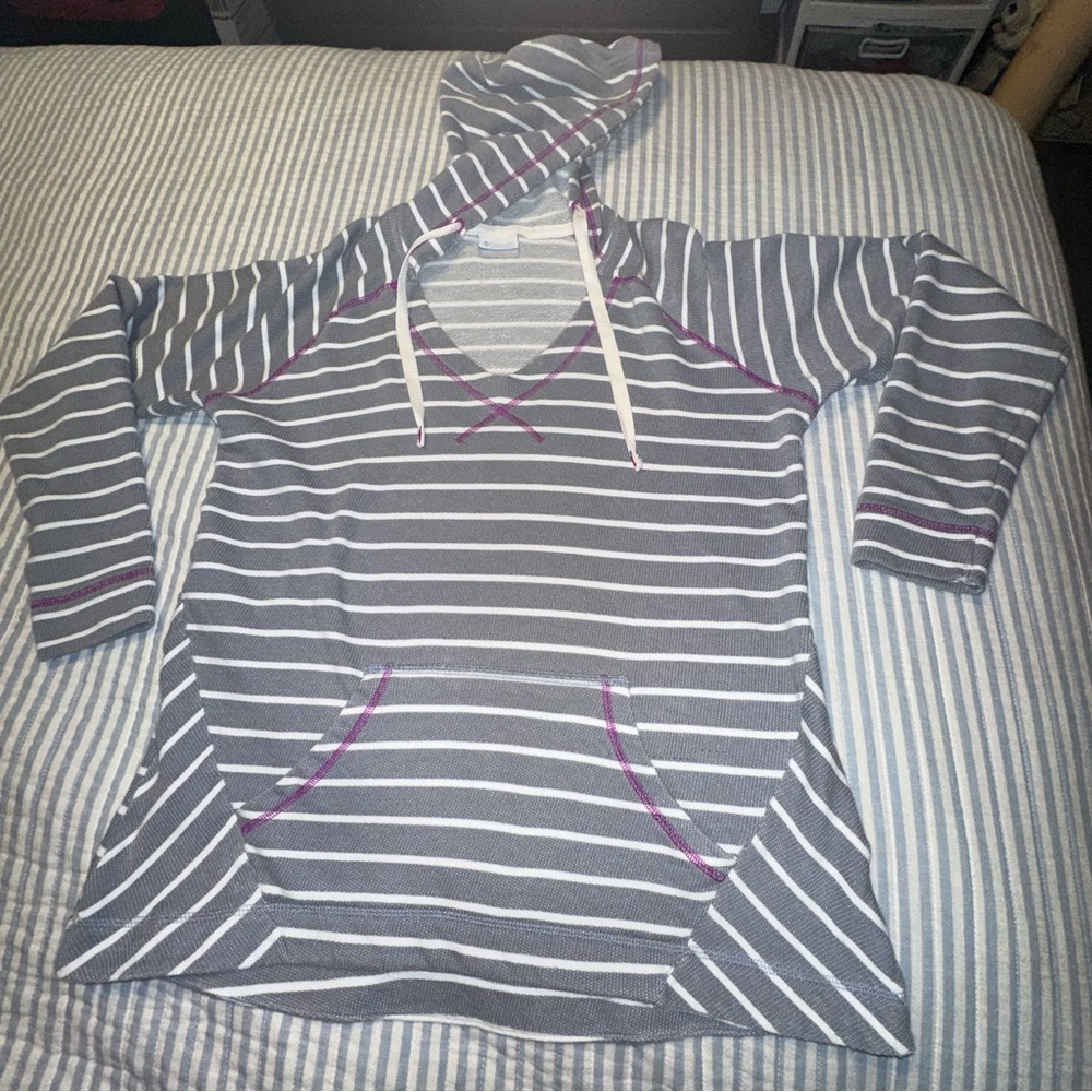 Columbia Womens Grey White Striped Hoodie V-Neck Pullover Purple Stitch FL6169 M